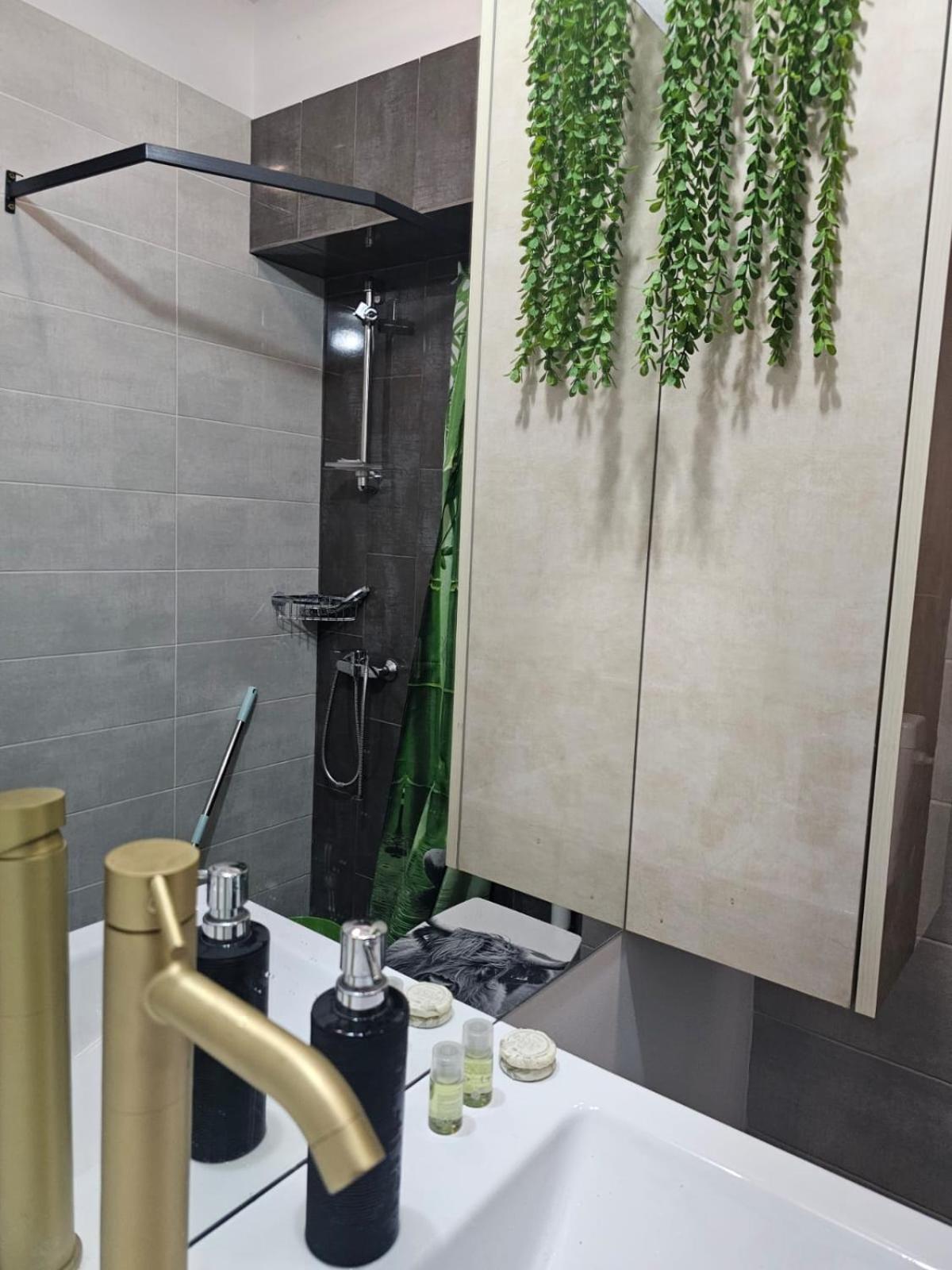 Theline Otel Bükreş Dış mekan fotoğraf